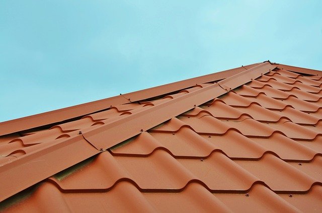 Rénovation de toiture : confiez votre projet à un professionnel pour une étanchéité efficace